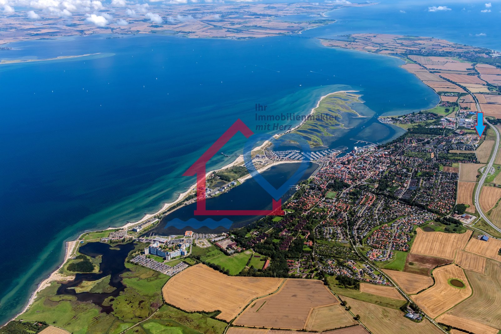 Neubau in Ostseenähe: Modernes KfW 40 Wohnen zwischen Marina und Natur in Heiligenhafen