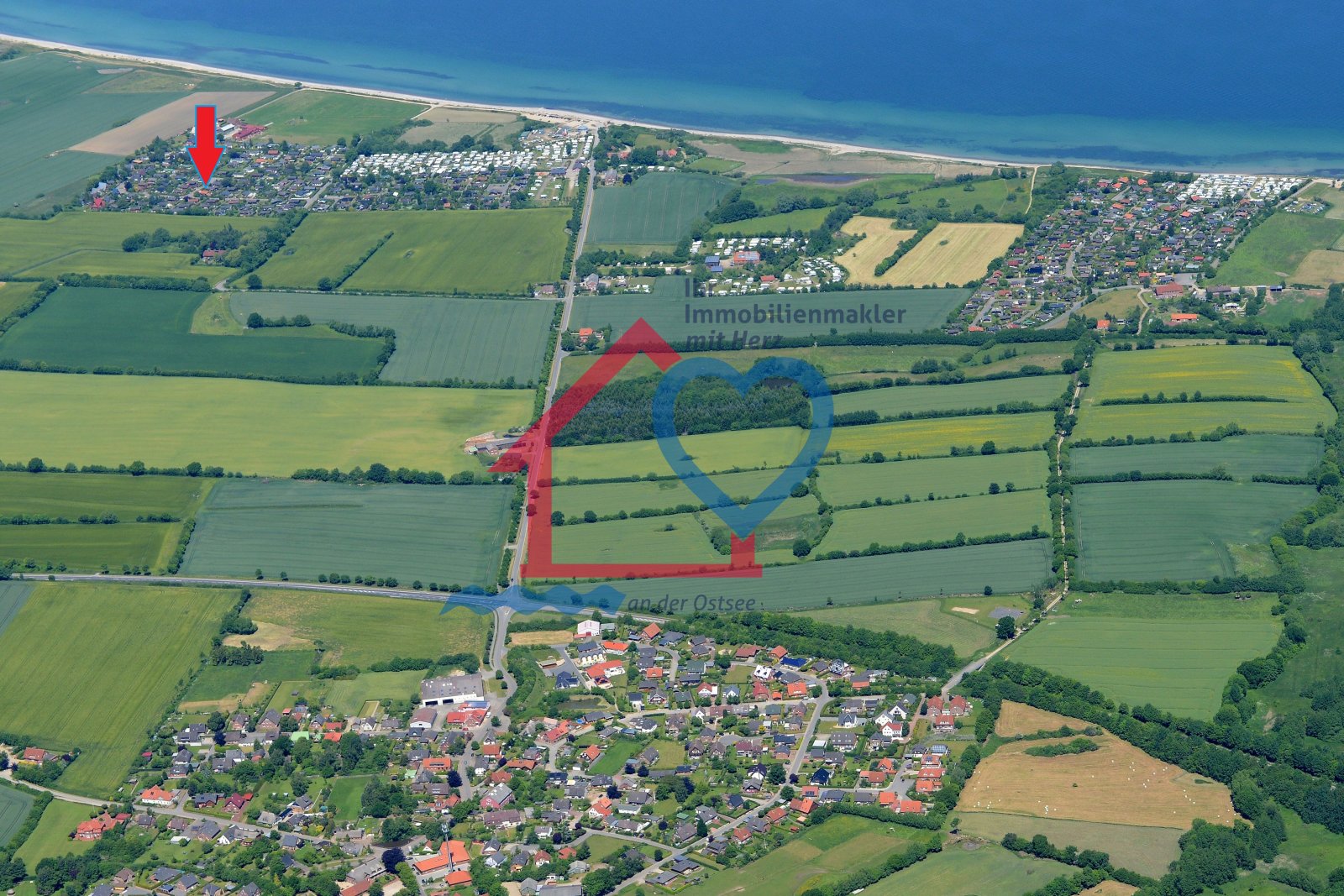 Ostseenah & skandinavisch: Schwedenhaus in Hohenfelde