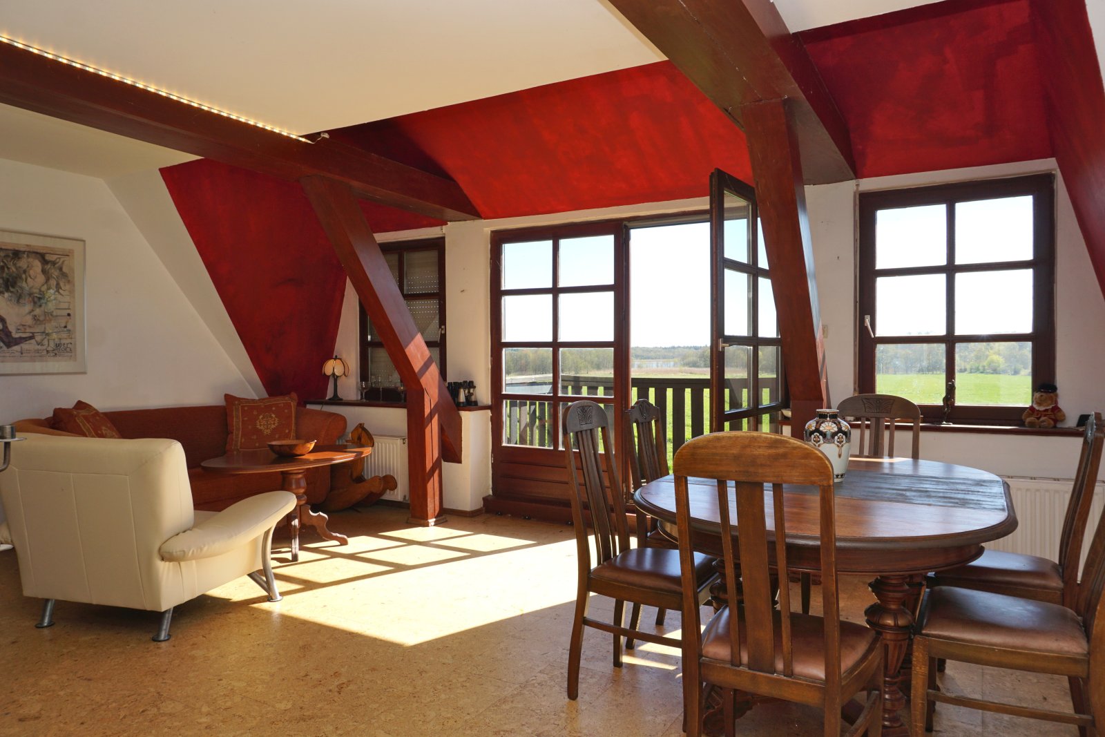 Reetdach-Fachwerkhaus mit Geschichte, Weitblick und viel Platz
