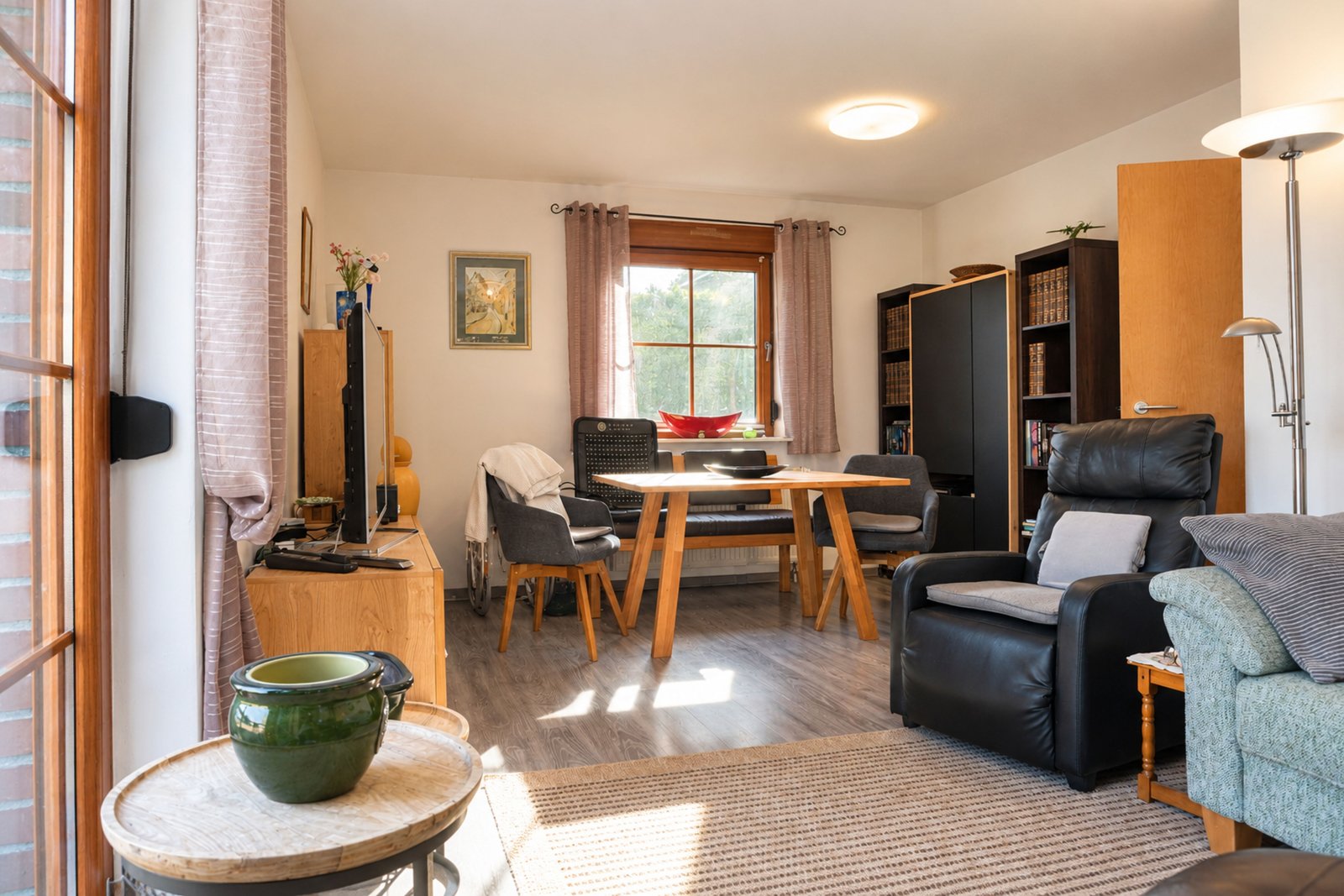 Friesenhaus mit Einliegerwohnung in Wankendorf - Feldrandlage, ruhig gelegen