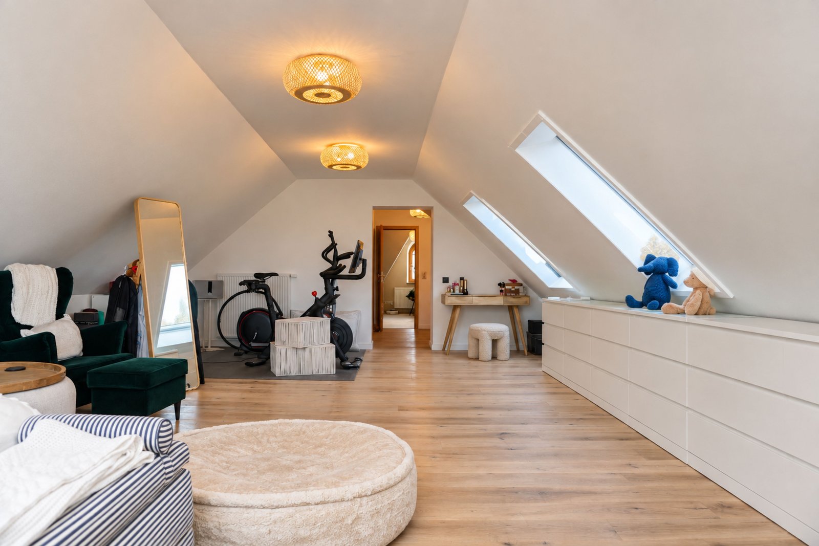 Friesenhaus mit Einliegerwohnung in Wankendorf - Feldrandlage, ruhig gelegen