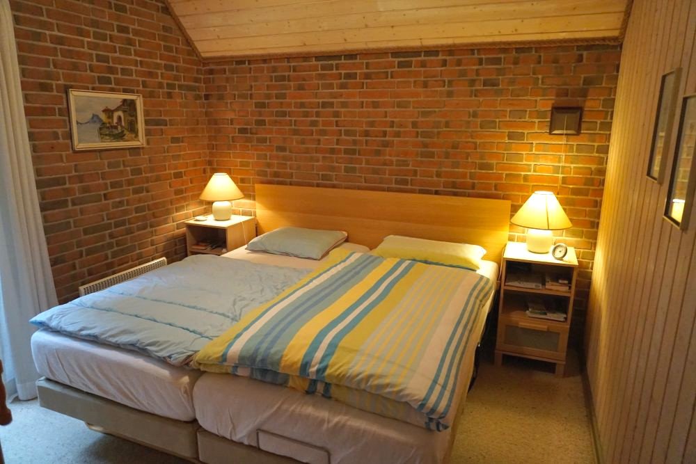 Schlafzimmer1(1) Schlafzimmer1(1)
