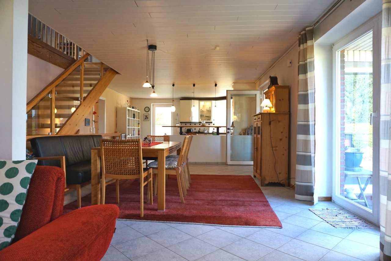 Wohnzimmer mit Blick Essbereich