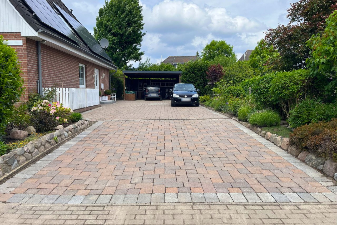 Einfahrt Parkplätze Carport Einfahrt Parkplätze Carport