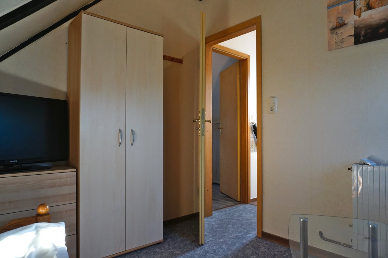 Nebengebäude weiteres Zimmer Flurbereich Nebengebäude weiteres Zimmer Flurbereich