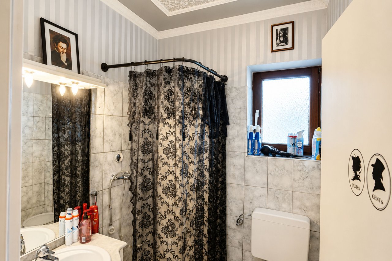 ELW Bad mit Dusche ELW Bad mit Dusche
